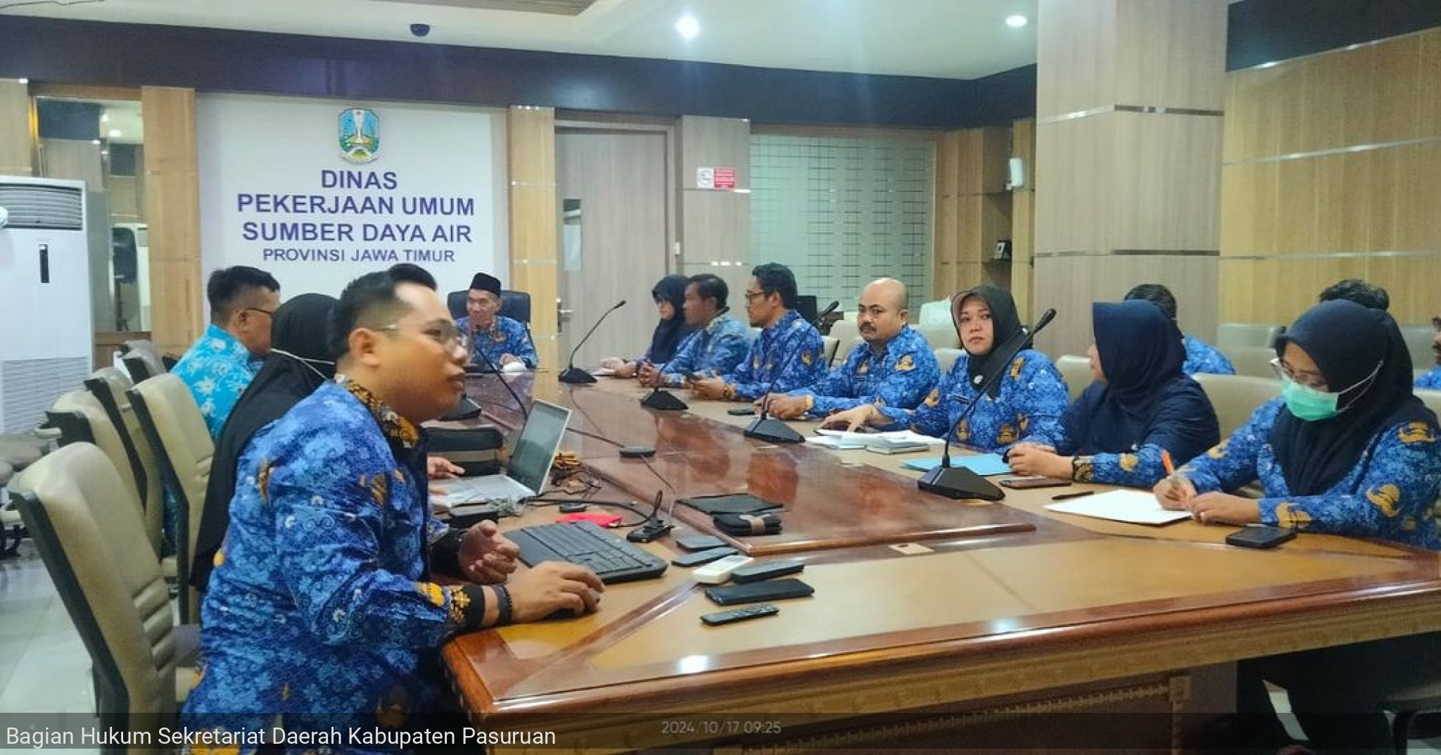 Rapat Pembahasan Penyusunan Draft Perjanjian Kerja Sama antara Dinas PU SDA Provinsi Jawa Timur dengan Dinas Sumber Daya Air, Cipta Karya dan Tata Ruang Kabupaten Pasuruan