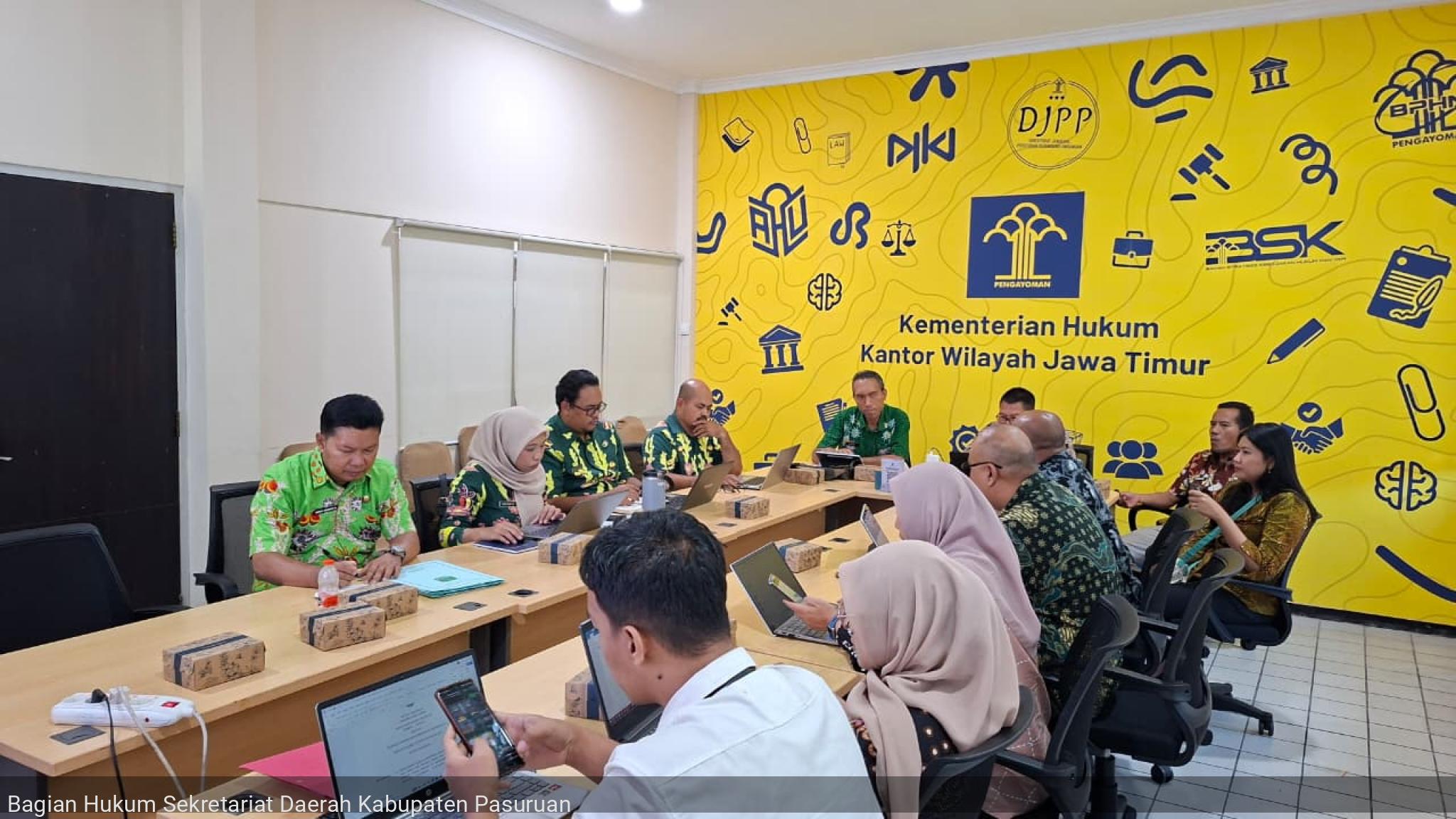 Rapat Pengharmonisasian Raperbup tentang Dokumen Strategi Sanitasi Tahun 2026-2030